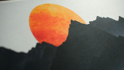 Crest & Crimson - Scenic Deskmat