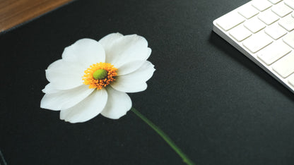 Stark Petal - Minimalistic Deskmat